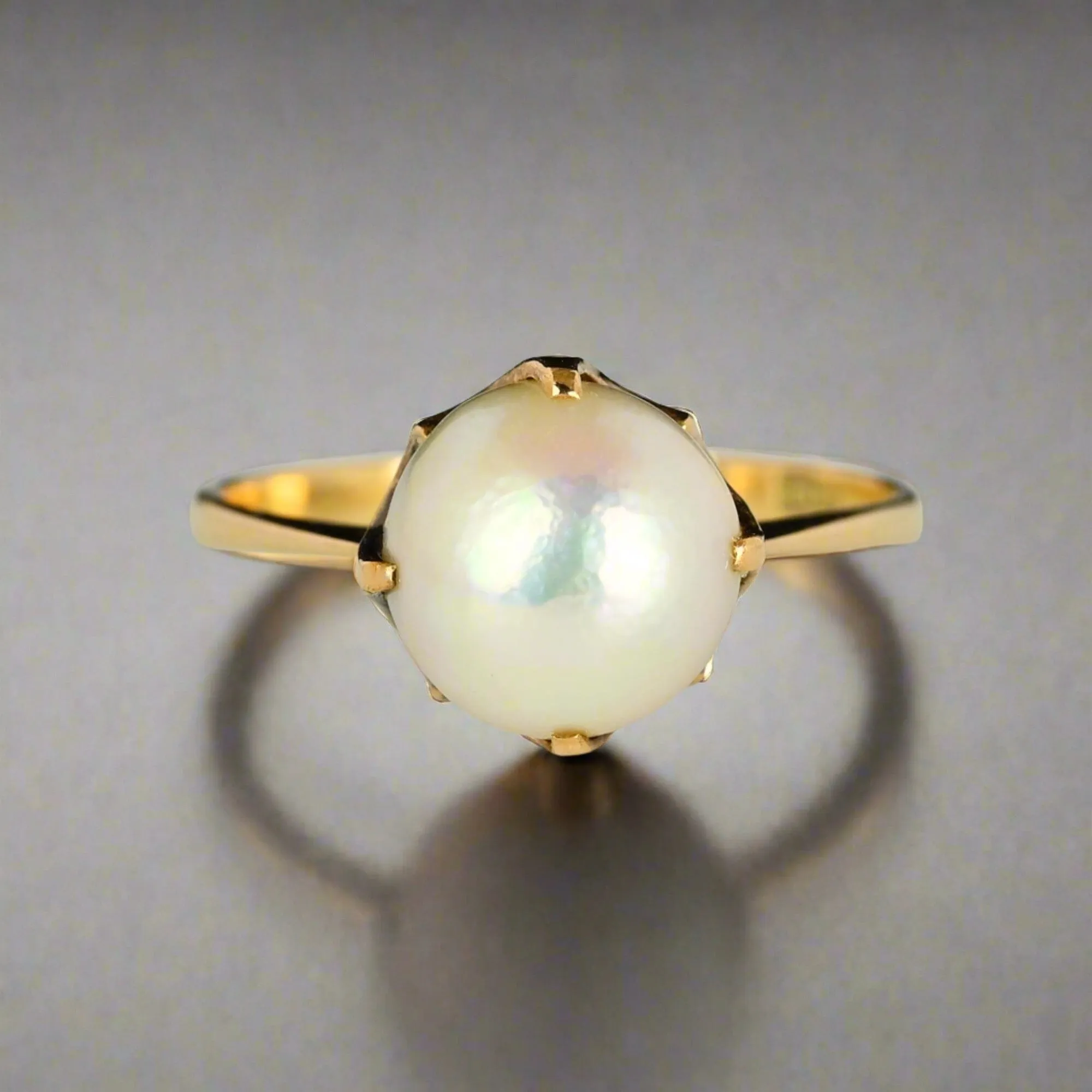 Antique 14K Gold Claw Set Akoya Pearl Solitaire Ring