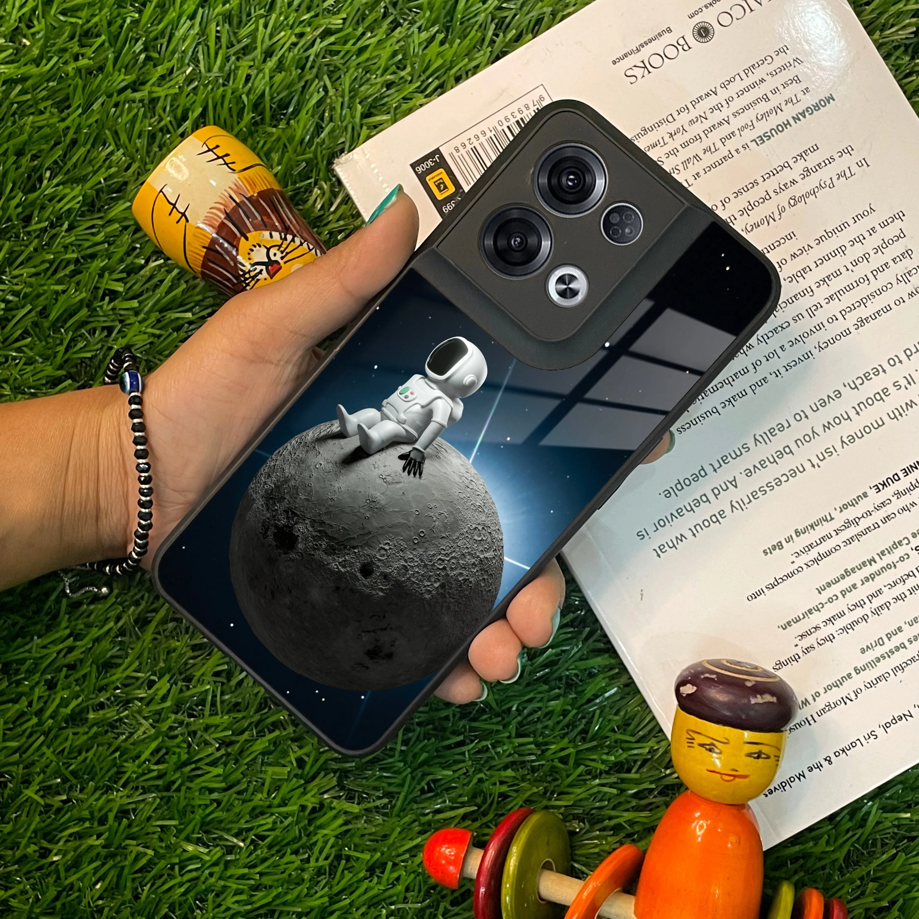 Astronod Moon Glass Case Cover For Oppo